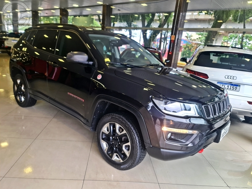 COMPASS 2.0 16V DIESEL TRAILHAWK 4X4 AUTOMÁTICO - 2017 - NOVO HAMBURGO