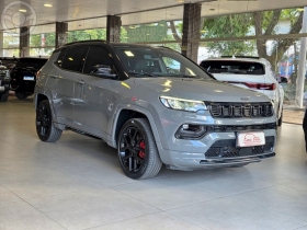 compass 2.0 blackhawk 4 turbo 4p automatico 2025 novo hamburgo