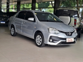 etios 1.5 xs sedan 16v flex 4p manual 2018 novo hamburgo