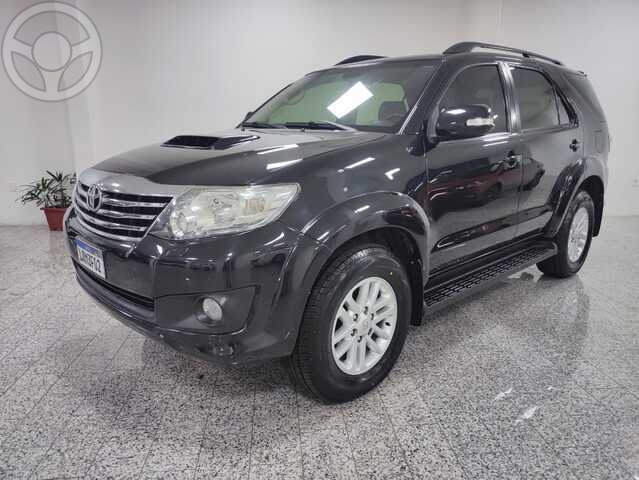 SW4 SRV 3.0 4X4 AUT 5 LUGARES - 2015 - GETúLIO VARGAS