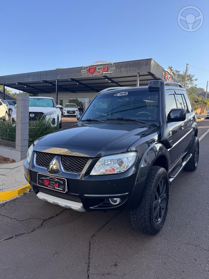 PAJERO TR4 2.0 - 2010 - LAJEADO