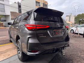 hilux sw4 srx 2.8 2024 lajeado