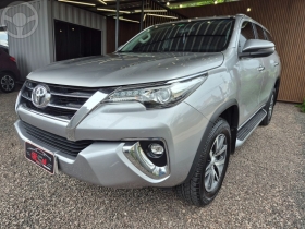 hilux sw4 srx 2.8 2018 lajeado
