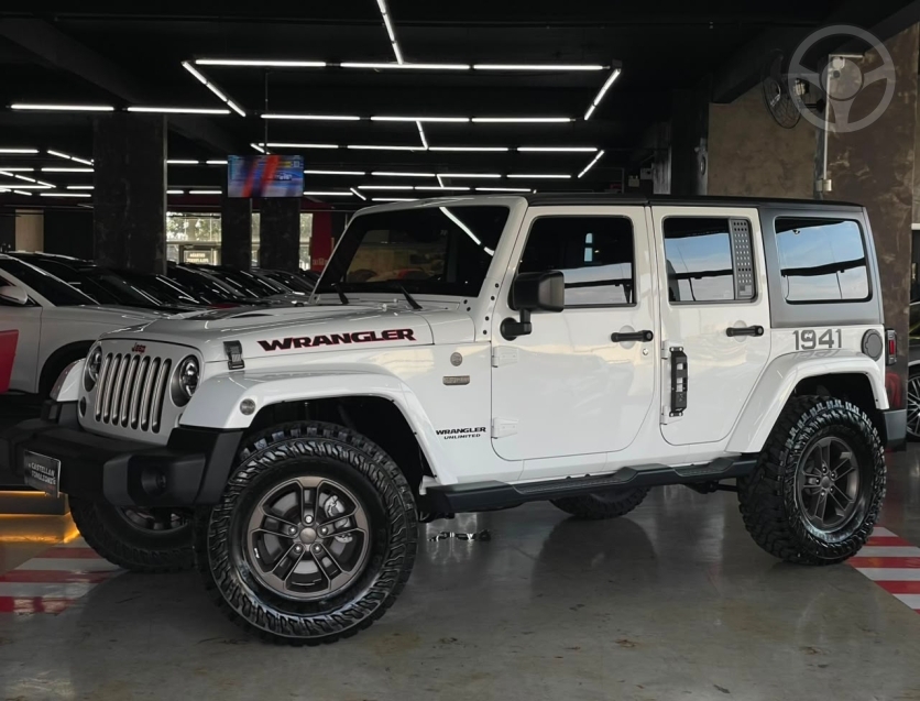 WRANGLER 3.6 UNLIMITED SPORT 4X4 V6 4P AUTOMÁTICO - 2016 - CAXIAS DO SUL