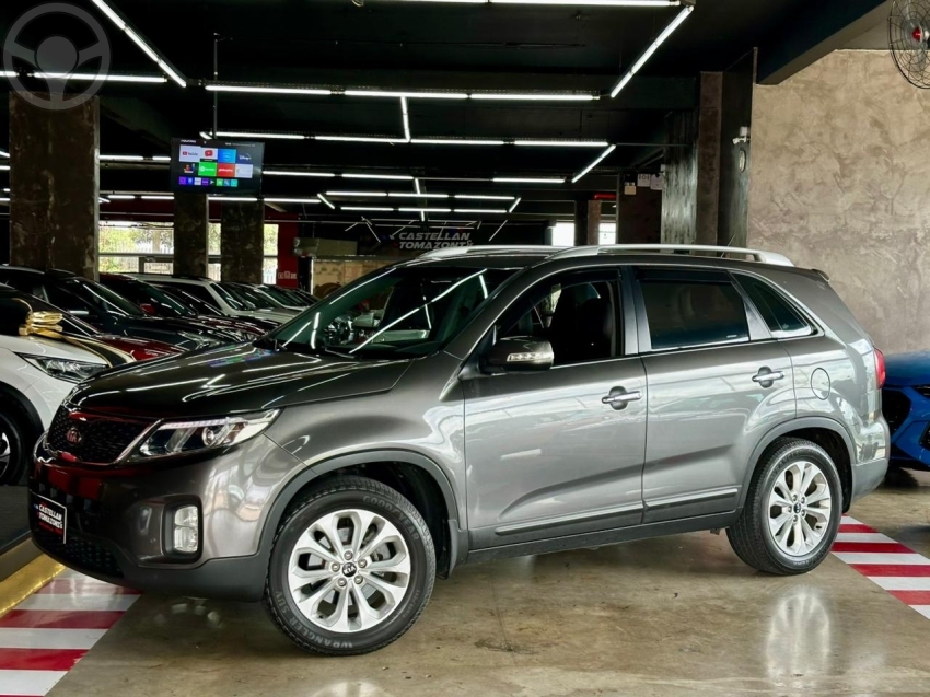 SORENTO 2.4 EX 4X2 16V 4P AUTOMÁTICO - 2013 - CAXIAS DO SUL