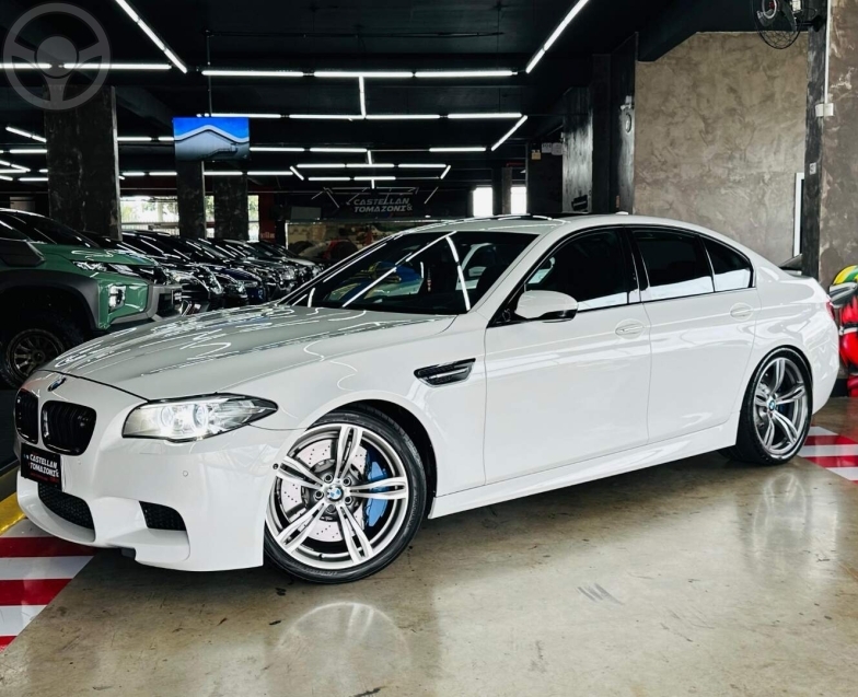 M5 4.4 V8 32V 4P AUTOMÁTICO - 2014 - CAXIAS DO SUL