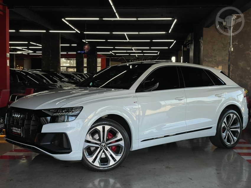 Q8 3.0 TFSI PERFORMANCE BLACK QUATTRO V6 24V 4P S-TRONIC - 2022 - CAXIAS DO SUL