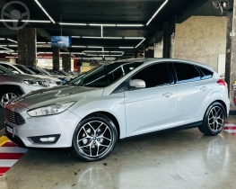 focus 2.0 titanium hatch 16v flex 4p automatico 2016 caxias do sul
