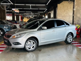 focus 2.0 titanium sedan 16v flex 4p automatico 2011 caxias do sul