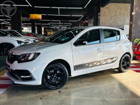 sandero 2.0 rs 16v flex 4p manual 2017 caxias do sul