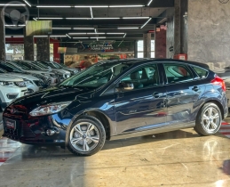 focus 1.6 se 16v flex 4p manual 2015 caxias do sul
