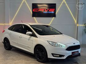 focus fastback se se plus 2.0 flex aut.  2018 caxias do sul