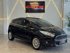 fiesta titanium 1.6 16v flex mec.  2014 caxias do sul