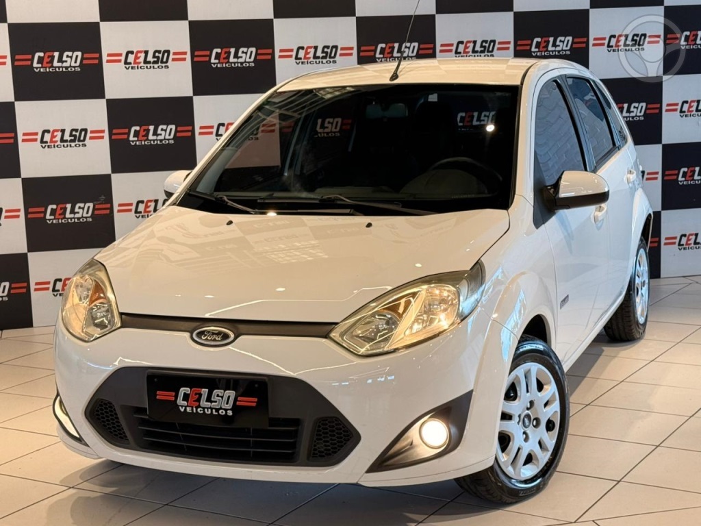 FIESTA 1.6 MPI HATCH 8V FLEX 4P MANUAL - 2011 - DOIS IRMãOS