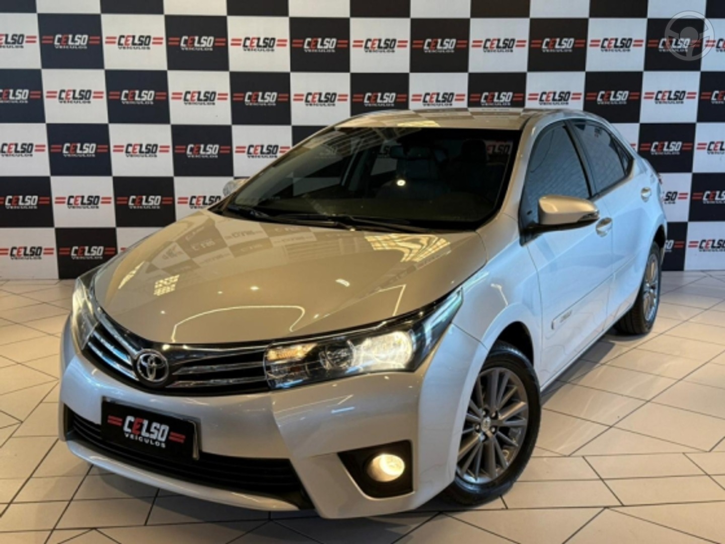 COROLLA 2.0 XEI 16V FLEX 4P AUTOMÁTICO - 2016 - DOIS IRMãOS