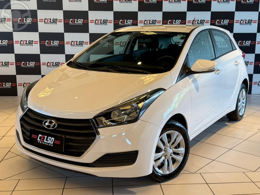 HB20 1.6 COMFORT STYLE 16V FLEX 4P AUTOMÁTICO - 2017 - DOIS IRMãOS