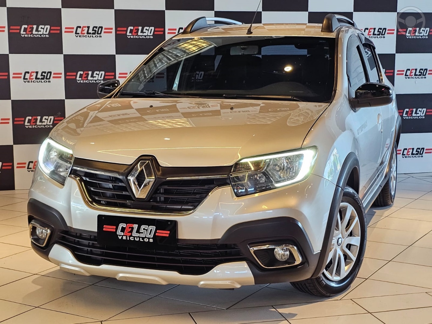SANDERO 1.0 12V SCE FLEX STEPWAY ZEN MANUAL - 2023 - DOIS IRMãOS