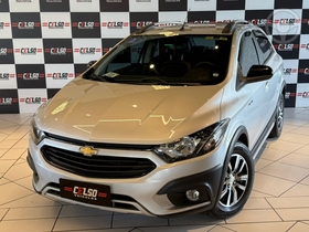 ONIX 1.4 MPFI ACTIV 8V FLEX 4P AUTOMÁTICO