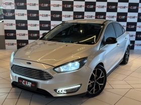 focus 2.0 titanium 16v flex 4p automatico 2016 dois irmaos