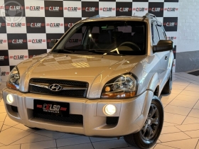 tucson 2.0 mpfi gl 16v 142cv 2wd 4p automatico 2010 dois irmaos