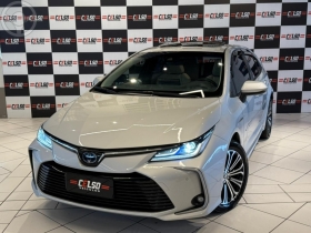corolla 1.8 altis premium 16v hibrido 4p automatico 2022 dois irmaos