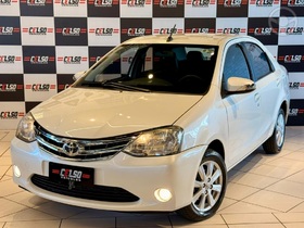 etios 1.5 xls sedan 16v flex 4p automatico 2017 dois irmaos