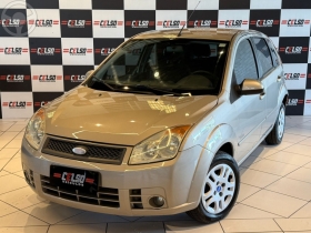 fiesta 1.6 mpi class hatch 8v flex 4p manual 2010 dois irmaos