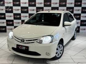 ETIOS 1.5 XS 16V FLEX 4P MANUAL