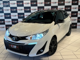 YARIS 1.3 XL LIVE 16V FLEX 4P AUTOMÁTICO