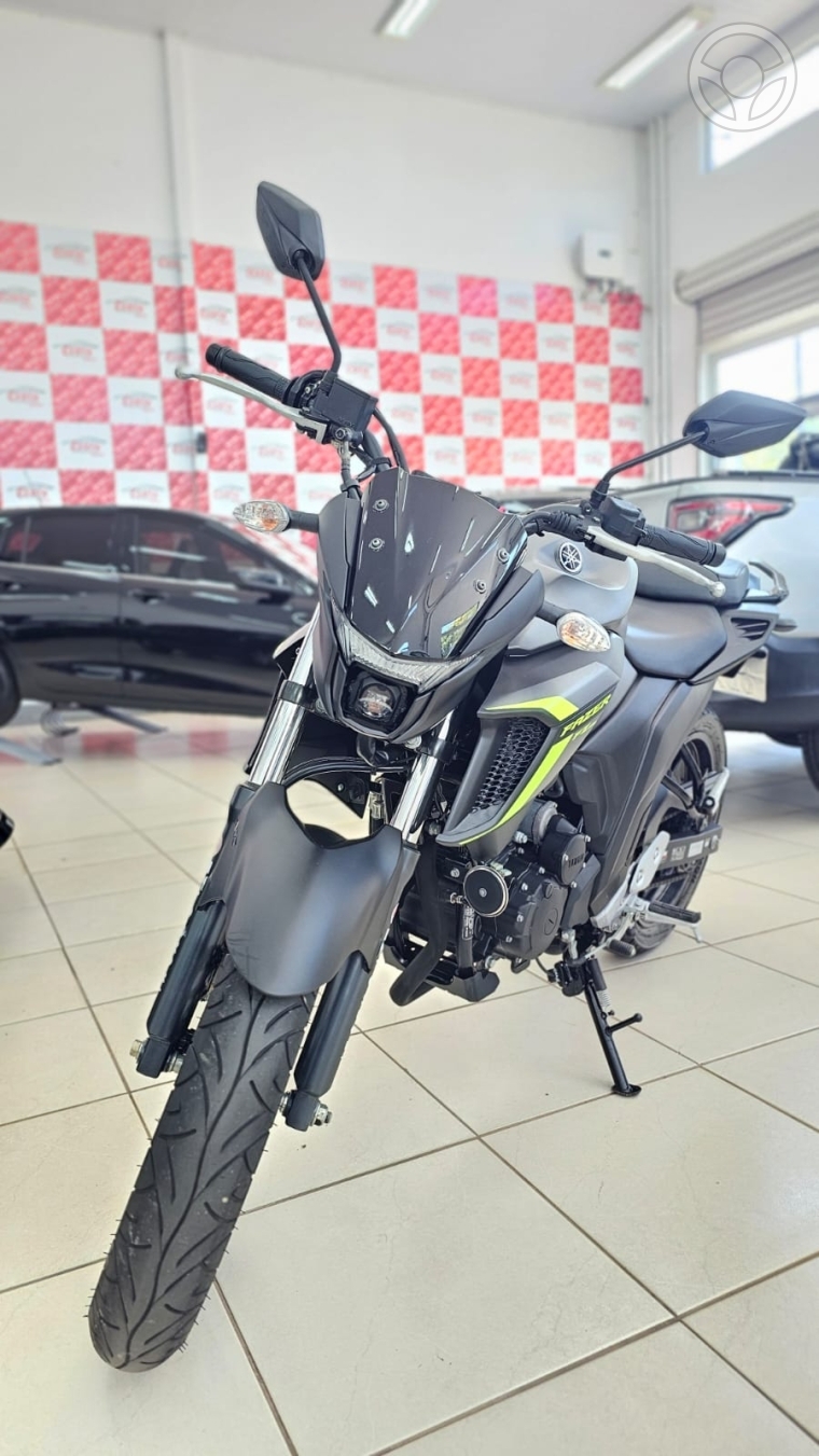 FAZER FZ25 - 2024 - PASSO FUNDO