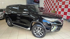hilux sw4 2.8 srx 4x4 7 lugares 16v turbo intercooler diesel 4p automatico 2017 passo fundo