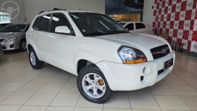 tucson 2.0 mpfi gls 16v 143cv 2wd flex 4p automatico 2015 passo fundo