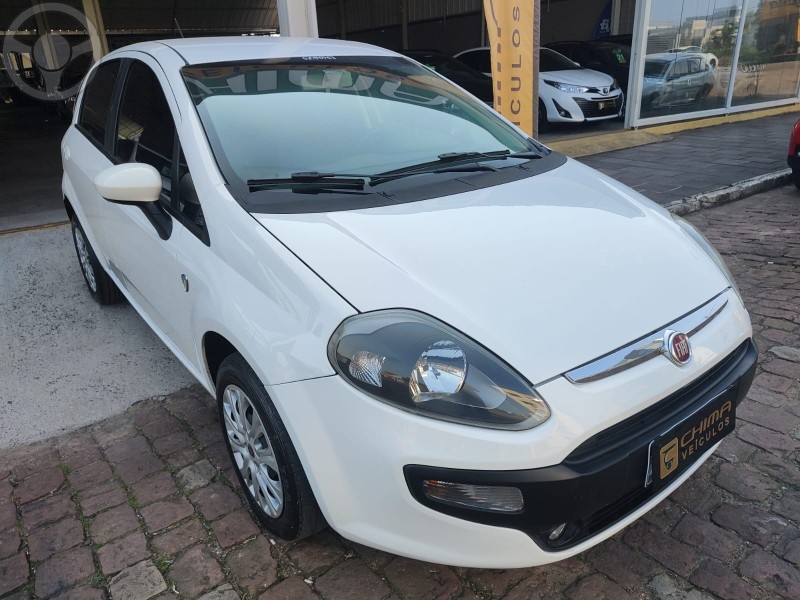 PUNTO 1.4 ATTRACTIVE - 2013 - VENâNCIO AIRES