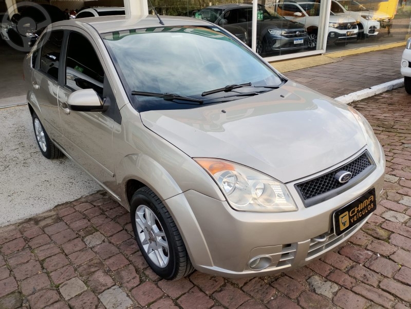 FIESTA SEDAN 1.6 8V FLEX - 2008 - VENâNCIO AIRES