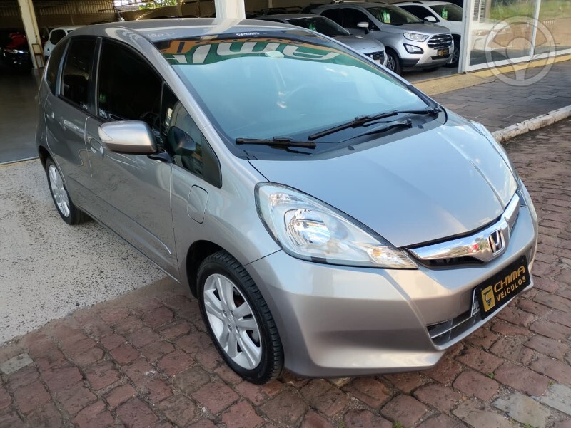 FIT 1.5 EX 16V CVT - 2013 - VENâNCIO AIRES