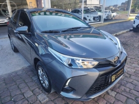 yaris xs 1.5 2023 venancio aires