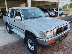 hilux 3.0 srv 4x2 16v 2004 venancio aires