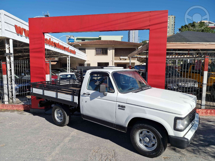 D20 4.0 CUSTOM S CS 8V DIESEL 2P MANUAL - 1988 - CAXIAS DO SUL