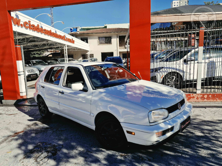 GOLF 1.8 MI GL 8V 4P MANUAL - 1996 - CAXIAS DO SUL
