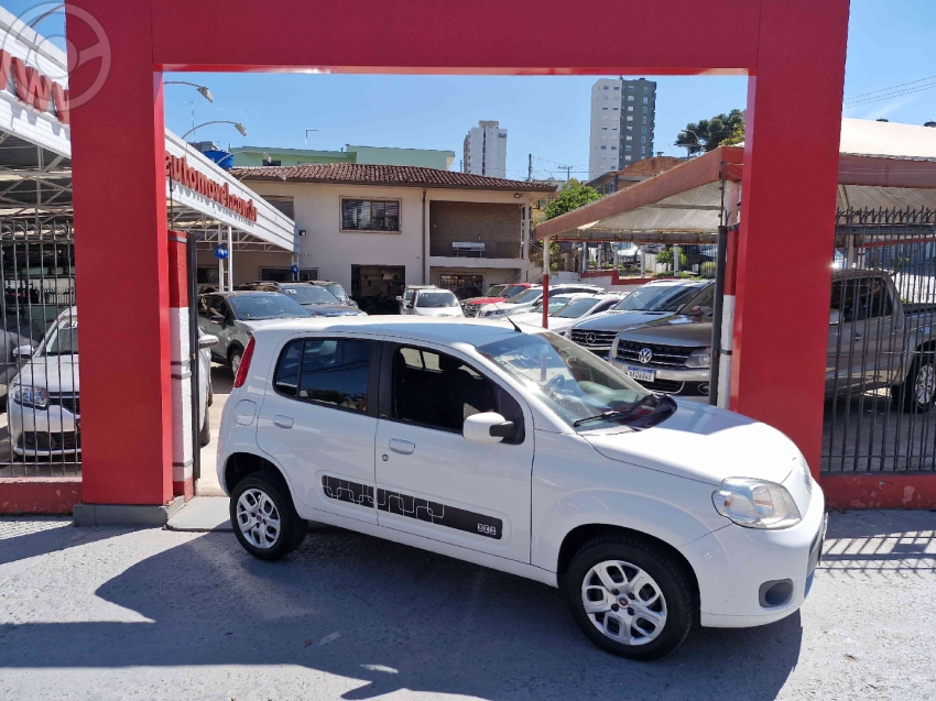 UNO 1.0 EVO VIVACE 8V FLEX 4P MANUAL - 2014 - CAXIAS DO SUL