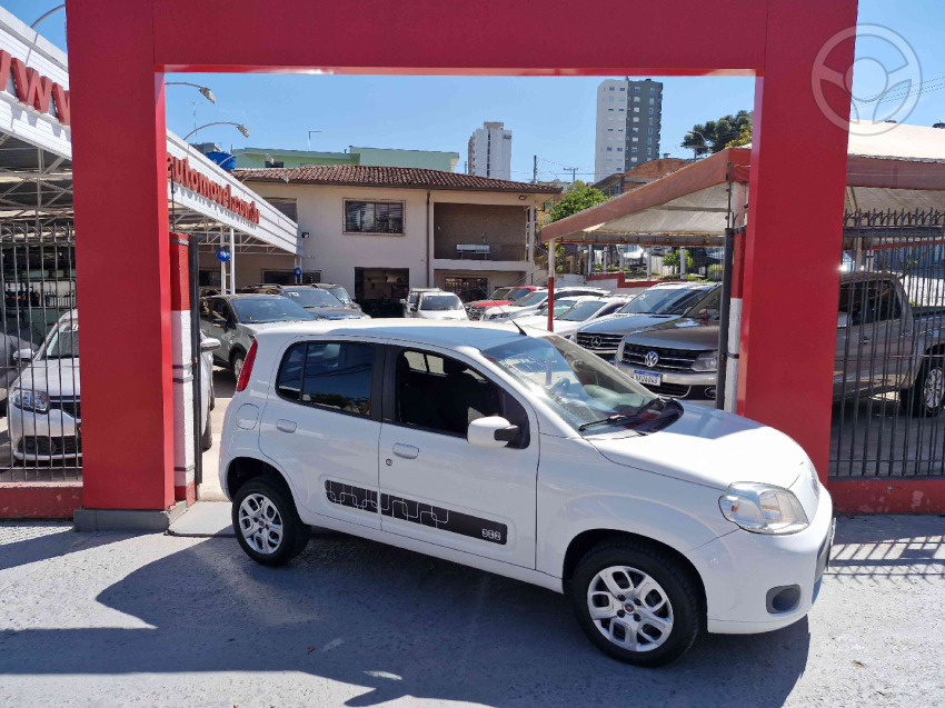 UNO 1.0 EVO VIVACE 8V FLEX 4P MANUAL - 2014 - CAXIAS DO SUL