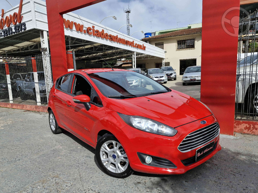 FIESTA 1.6 SE HATCH 16V FLEX 4P MANUAL - 2016 - CAXIAS DO SUL