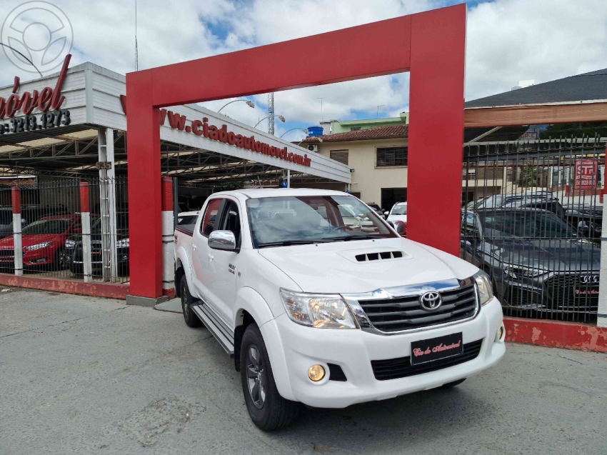 HILUX 3.0 SR 4X4 CD 16V TURBO INTERCOOLER DIESEL 4P AUTOMÁTICO - 2015 - CAXIAS DO SUL