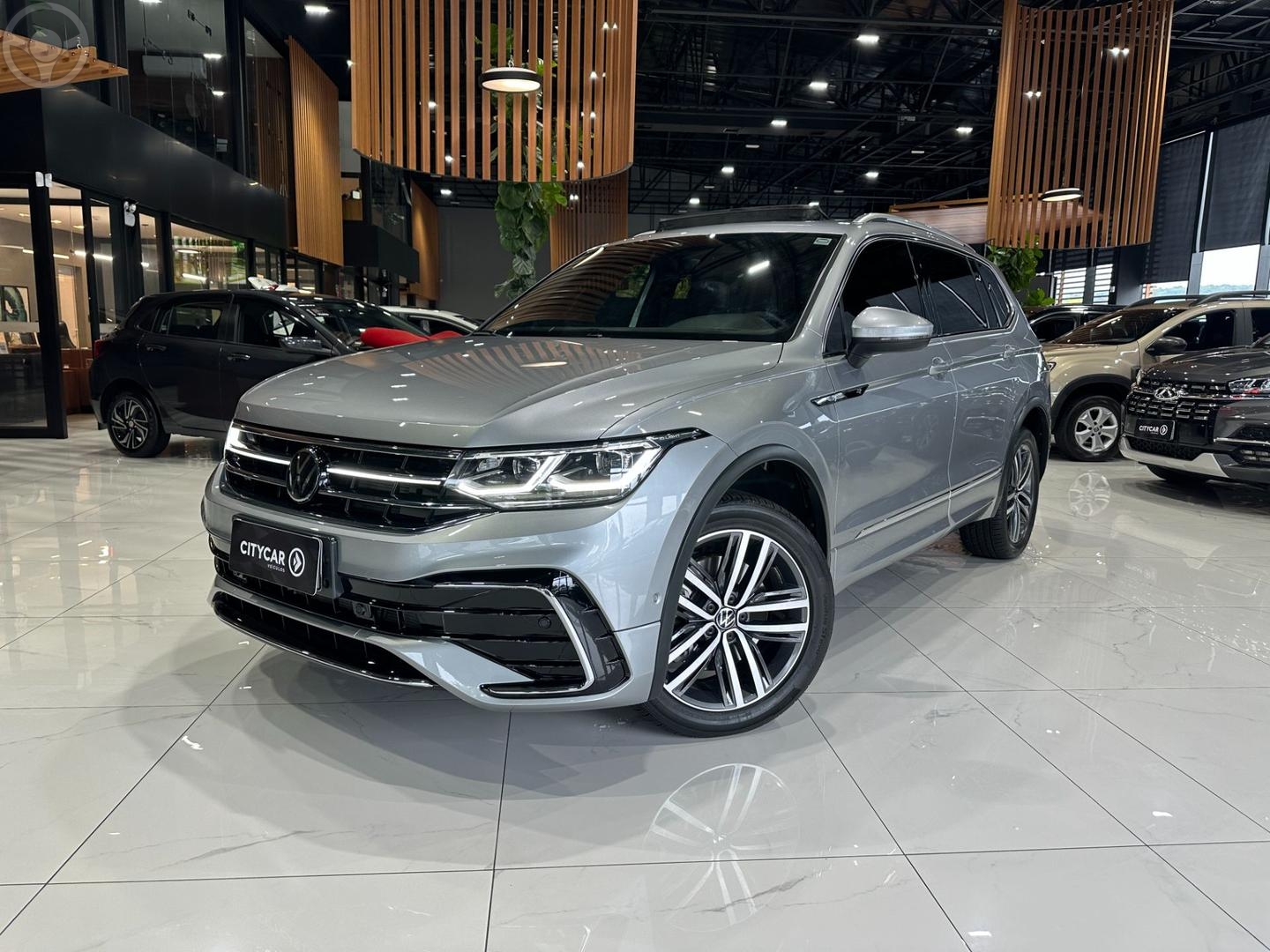 TIGUAN 2.0 TSI R-LINE 16V TURBO 4P TIPTRONIC - 2024 - SANTA CRUZ DO SUL