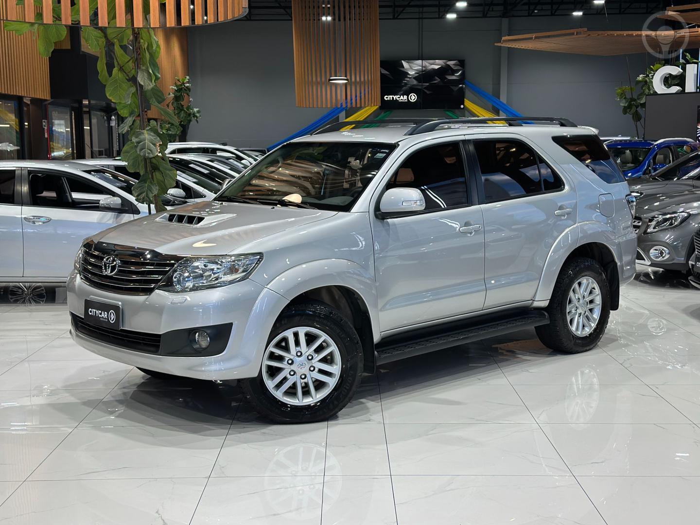 HILUX SW4 3.0 SRV 4X4 16V TURBO INTERCOOLER DIESEL 4P AUTOMATICO - 2013 - SANTA CRUZ DO SUL