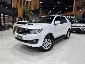 hilux sw4 3.0 srv 4x4 16v turbo intercooler diesel 4p automatico 2015 santa cruz do sul