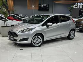 fiesta 1.6 titanium hatch 16v flex 4p automatico 2015 santa cruz do sul
