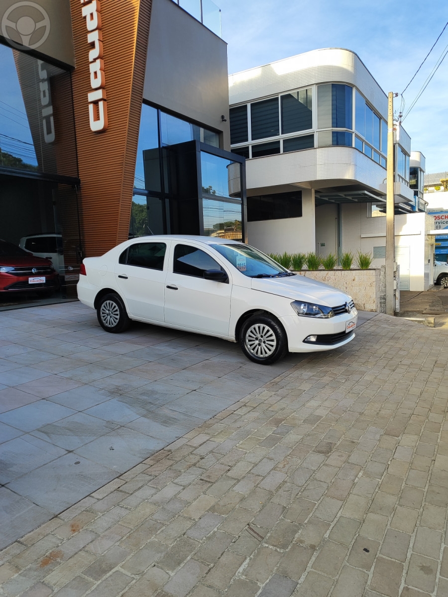 VOYAGE 1.0 MI TRENDLINE 8V FLEX 4P MANUAL - 2015 - ERECHIM