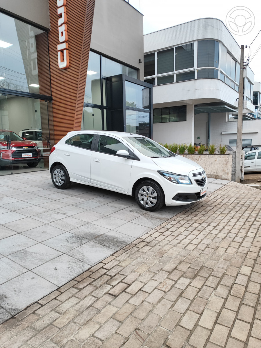 ONIX 1.4 MPFI LT 8V FLEX 4P MANUAL - 2016 - ERECHIM