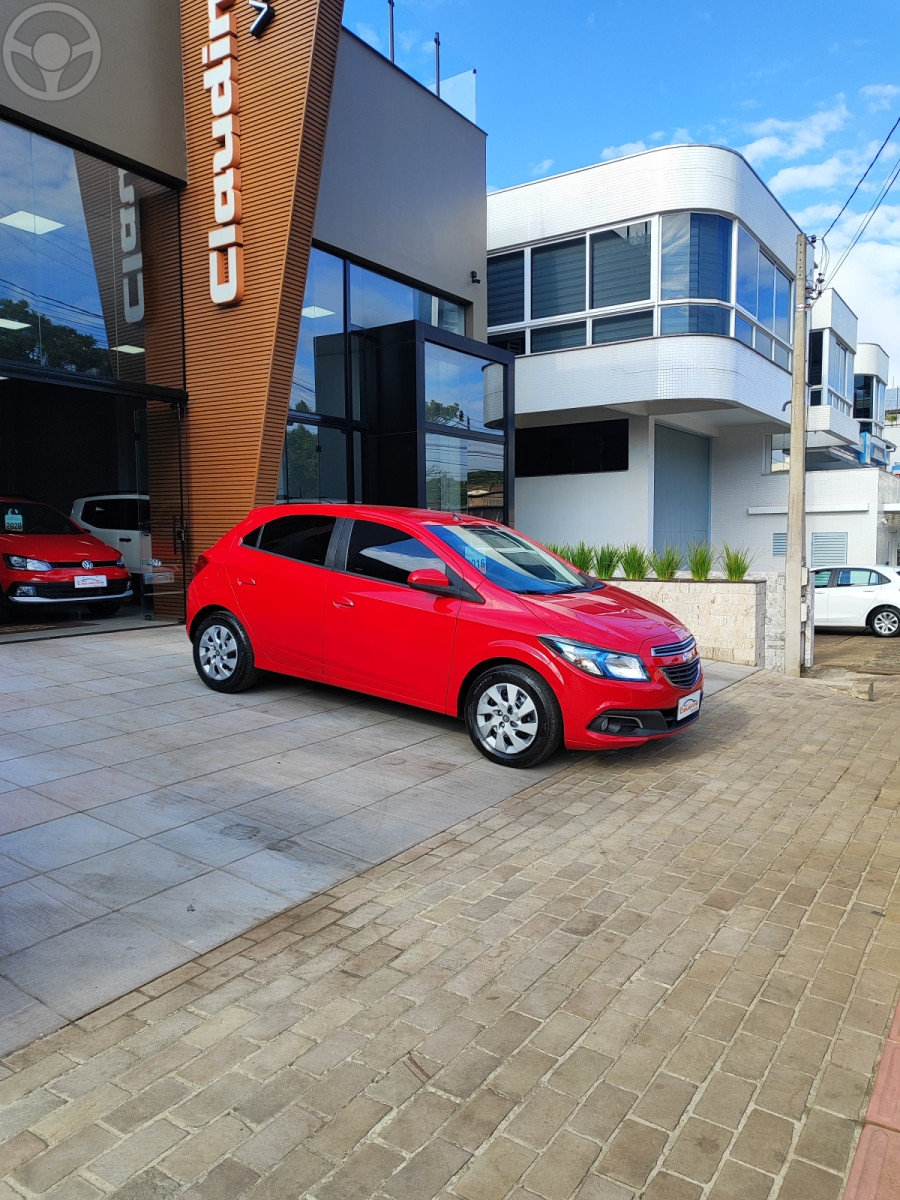 ONIX 1.4 MPFI LT 8V FLEX 4P MANUAL - 2016 - ERECHIM